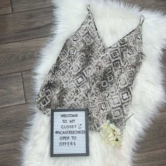 🔥Last One🔥💓BEAUTIFUL TOP💓 - Picture 2 of 8